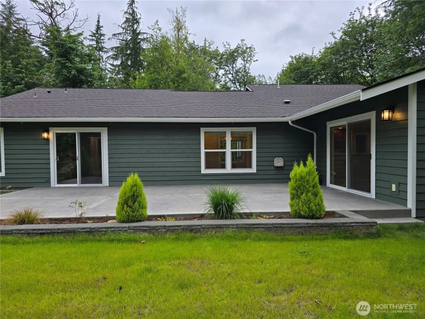 Property photo for 31207 W Lake Morton Drive Se, Kent photo 23