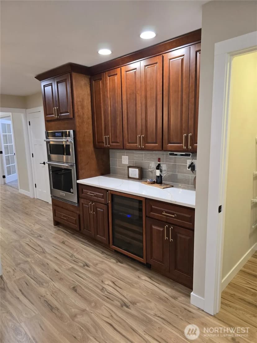 Property photo for 31207 W Lake Morton Drive Se, Kent photo 6