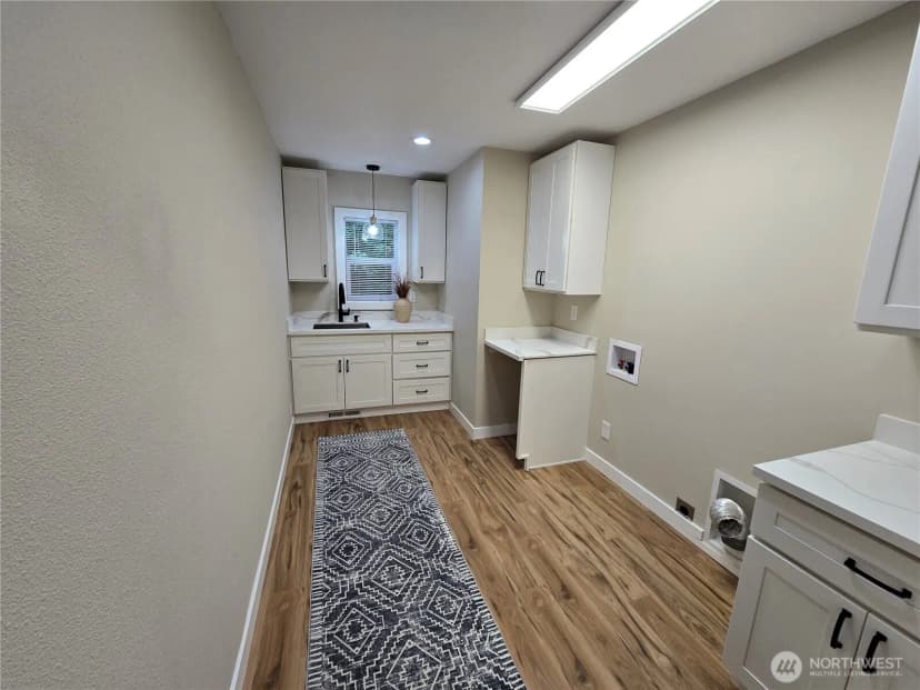 Property photo for 31207 W Lake Morton Drive Se, Kent photo 20