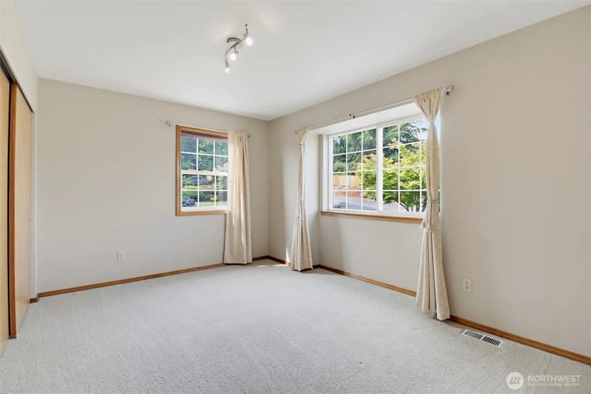 Property photo for 34912 57th Avenue S, Auburn photo 22