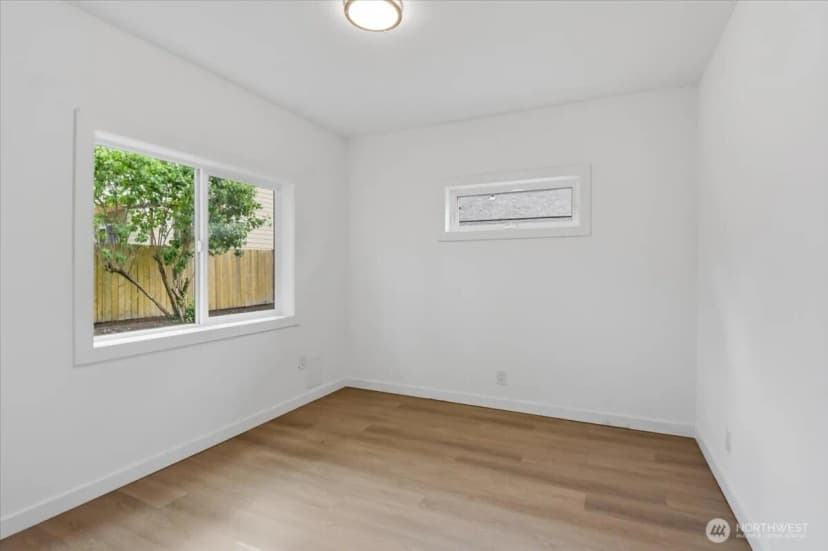 Property photo for 851 Pierce Avenue Ne, Renton photo 26