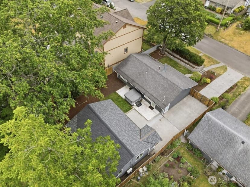 Property photo for 851 Pierce Avenue Ne, Renton photo 35