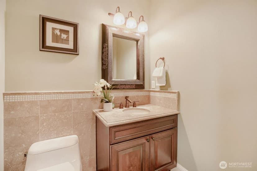 Property photo for 13042 Ne 8th Street, Bellevue photo 8