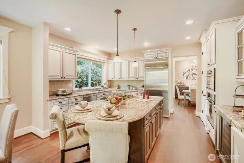 Property photo for 13042 Ne 8th Street, Bellevue photo 17
