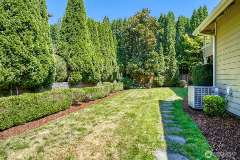 Property photo for 13042 Ne 8th Street, Bellevue photo 38