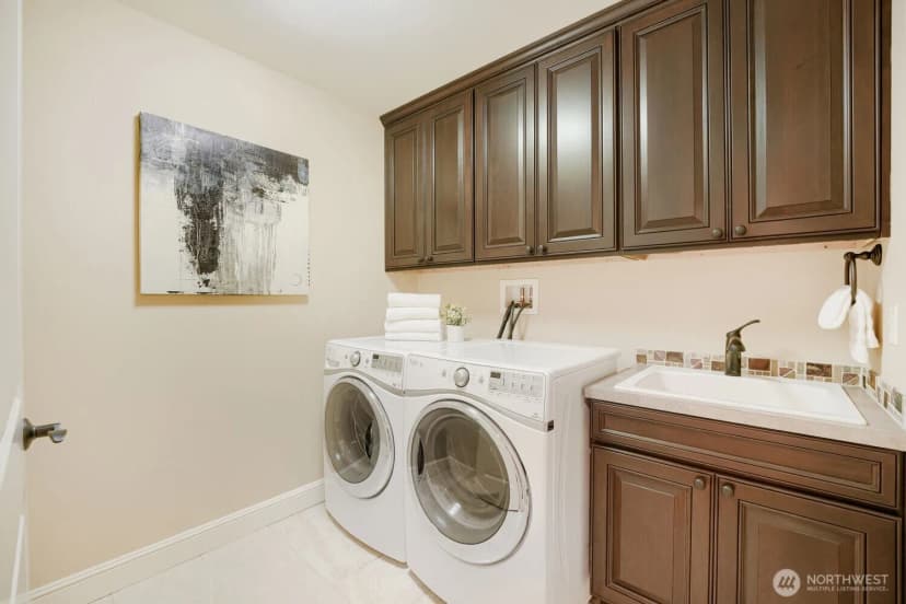 Property photo for 13042 Ne 8th Street, Bellevue photo 35