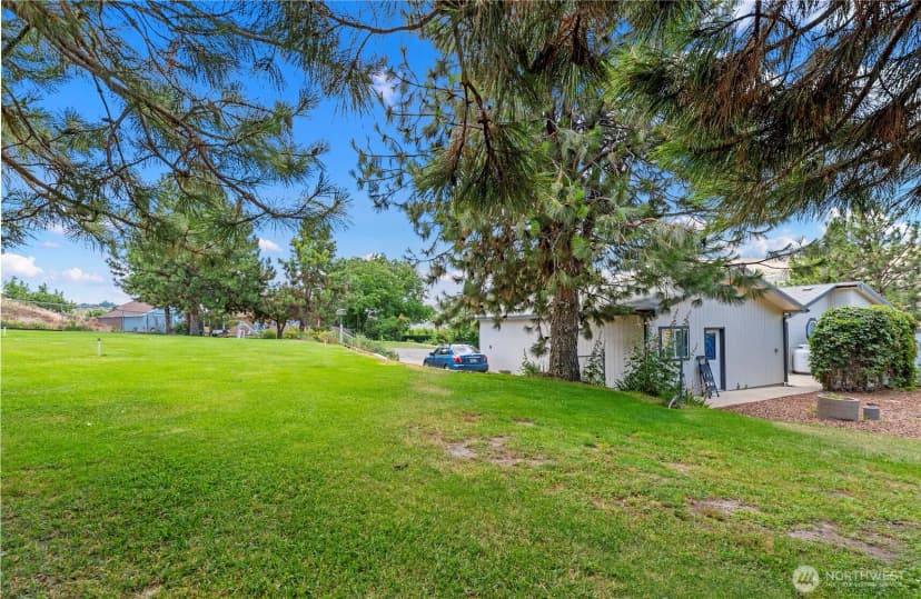 Property photo for 2020 & 2024 Easy St, Wenatchee photo 40
