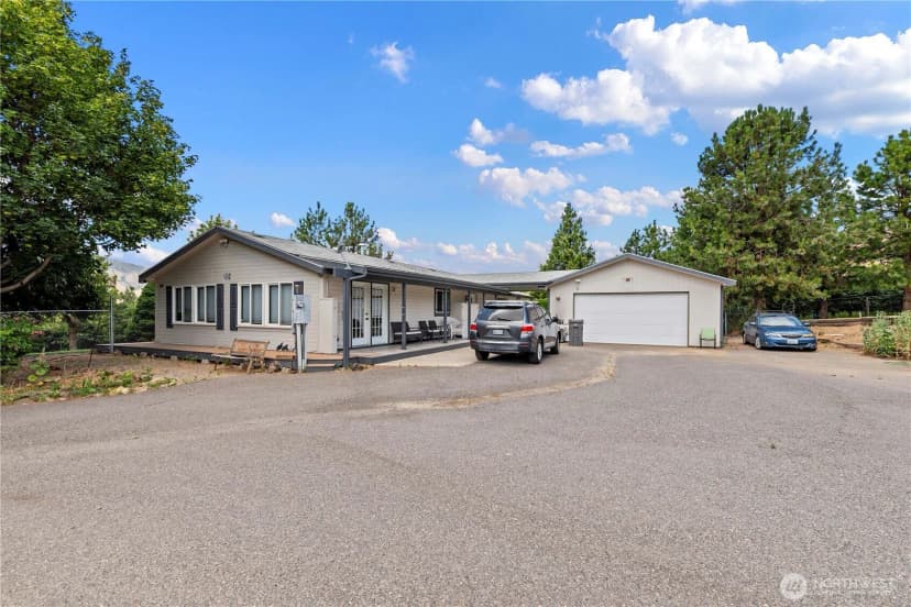 Property photo for 2020 & 2024 Easy St, Wenatchee photo 39