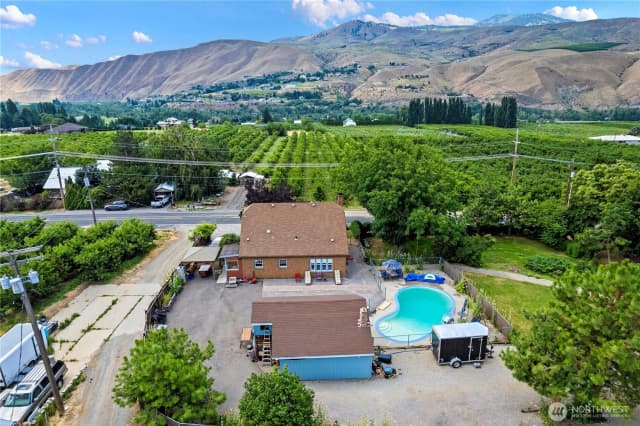 Property photo for 2020 & 2024 Easy St, Wenatchee photo 3