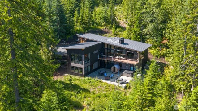 Property photo for 101 Basin Creek Way, Cle Elum photo 2