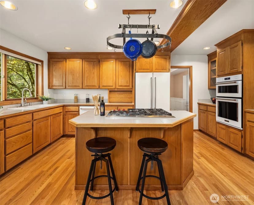 Property photo for 16526 232nd Avenue Ne, Woodinville photo 8