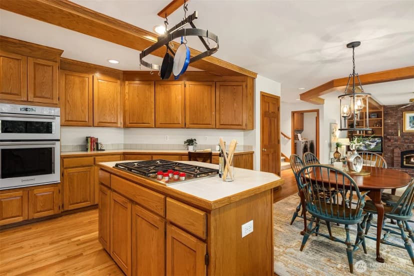 Property photo for 16526 232nd Avenue Ne, Woodinville photo 6