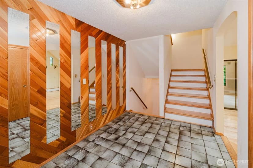 Property photo for 8565 Phillips Road Se, Port Orchard photo 4