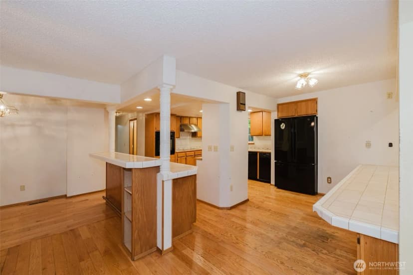 Property photo for 8565 Phillips Road Se, Port Orchard photo 18