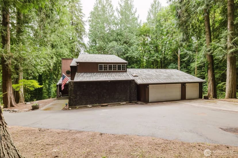 Property photo for 8565 Phillips Road Se, Port Orchard photo 2