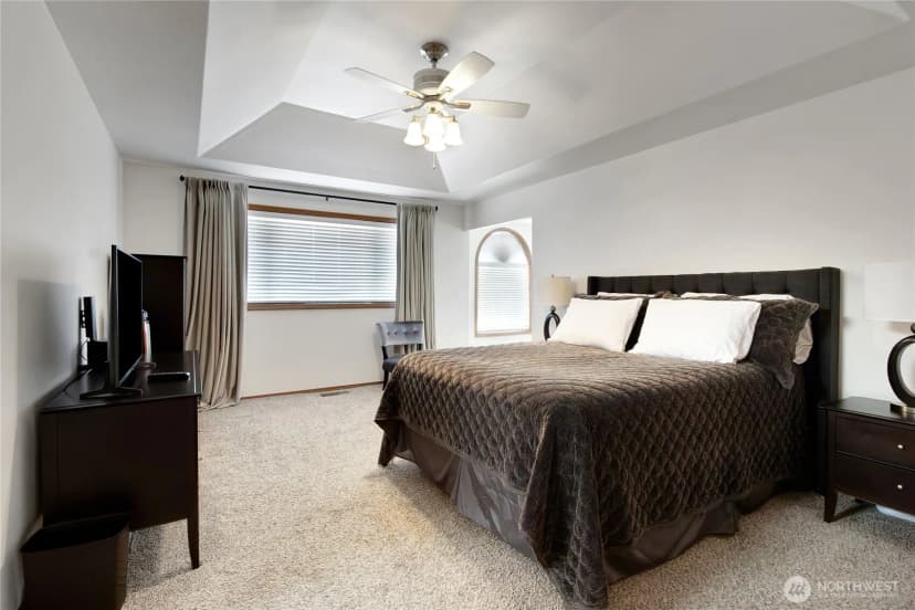 Property photo for 20425 96th Way S, Kent photo 18