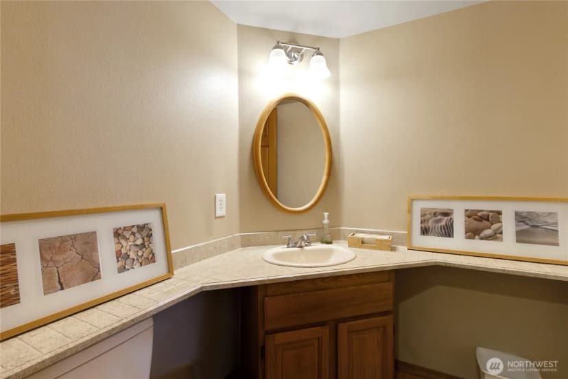 Property photo for 20425 96th Way S, Kent photo 12