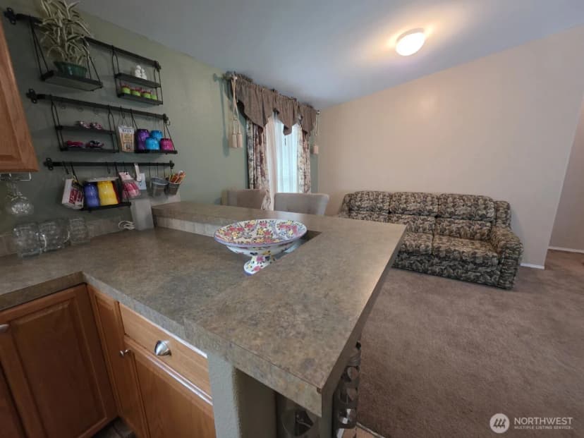 Property photo for 24215 Y Lane, Ocean Park photo 9