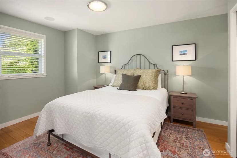 Property photo for 209 27th Avenue E #b, Seattle photo 14