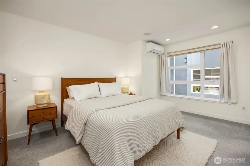 Property photo for 209 27th Avenue E #b, Seattle photo 10