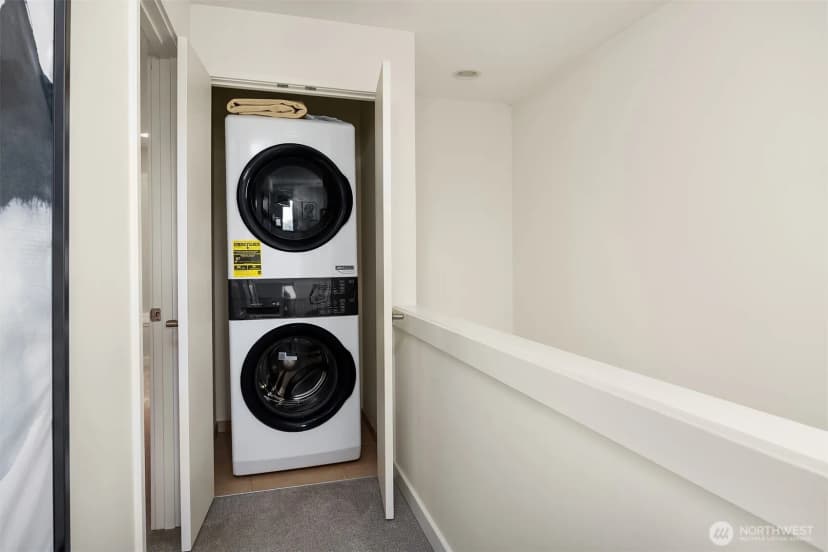 Property photo for 209 27th Avenue E #b, Seattle photo 16