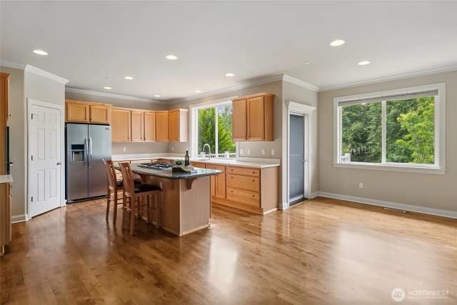 Property photo for 8701 113th Avenue Se, Newcastle photo 5