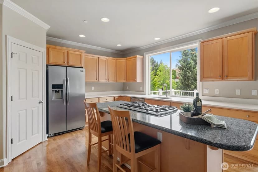 Property photo for 8701 113th Avenue Se, Newcastle photo 6