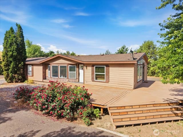 Property photo for 77 Lariat Lane, Walla Walla