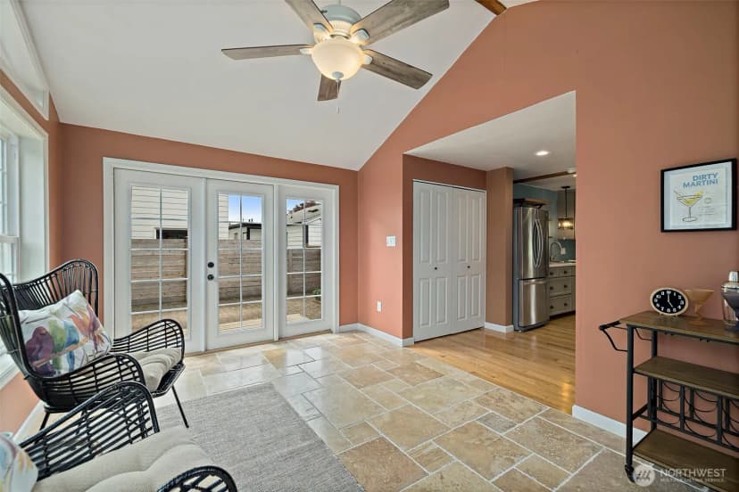 Property photo for 11326 14th Avenue Ne, Seattle photo 16