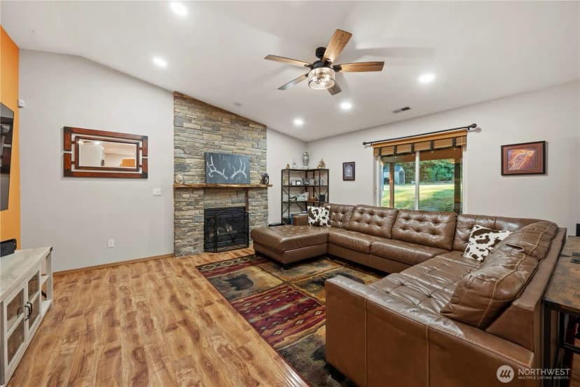 Property photo for 7615 Mero Road, Snohomish photo 6