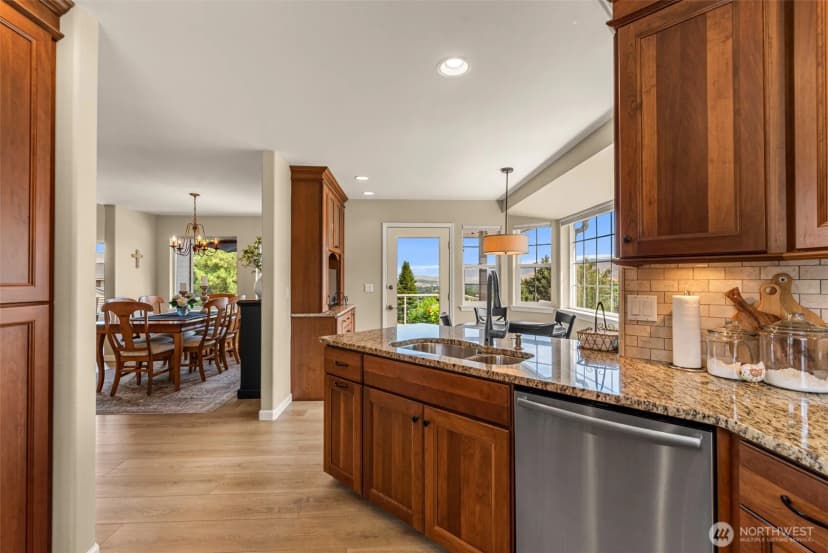 Property photo for 507 Day Road, Wenatchee photo 16