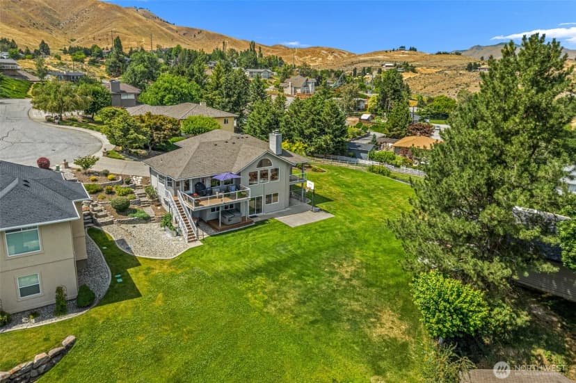 Property photo for 507 Day Road, Wenatchee photo 37