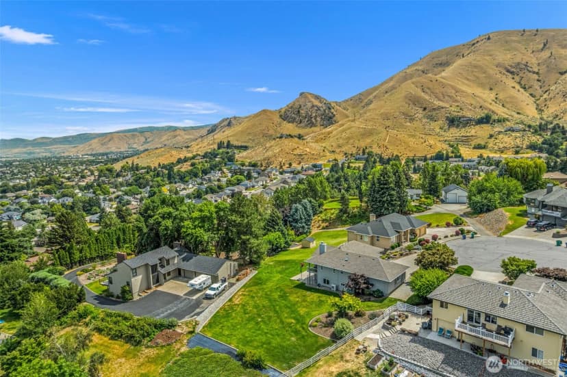 Property photo for 507 Day Road, Wenatchee photo 35