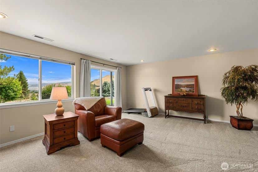 Property photo for 507 Day Road, Wenatchee photo 27