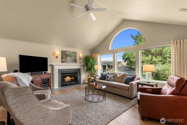 Property photo for 507 Day Road, Wenatchee photo 5