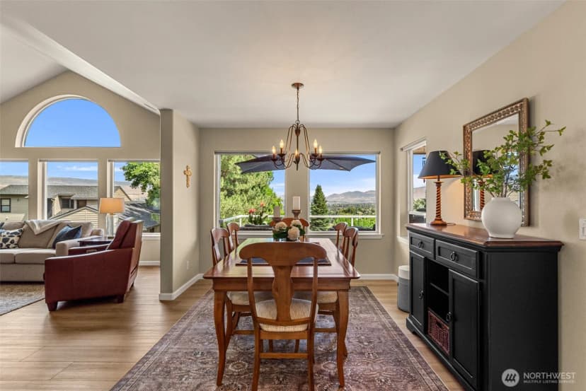 Property photo for 507 Day Road, Wenatchee photo 10