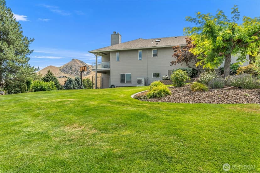 Property photo for 507 Day Road, Wenatchee photo 39