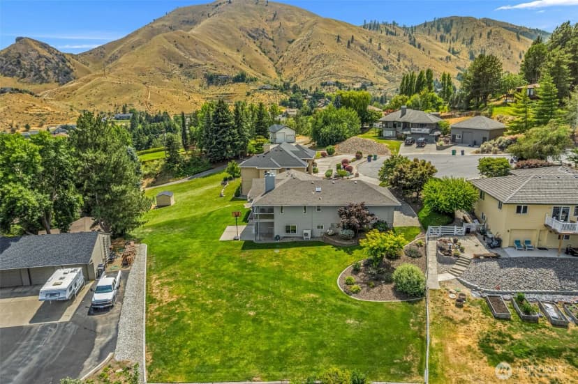 Property photo for 507 Day Road, Wenatchee photo 38