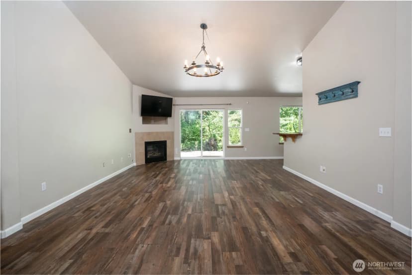 Property photo for 33110 27th Avenue E, Roy photo 7