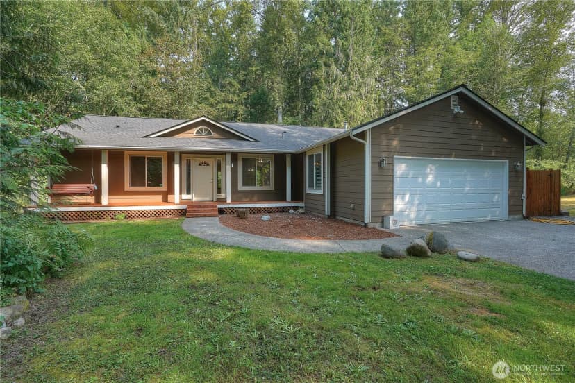 Property photo for 33110 27th Avenue E, Roy photo 2