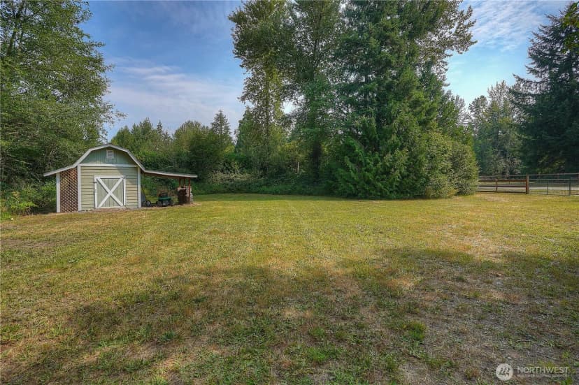 Property photo for 33110 27th Avenue E, Roy photo 30