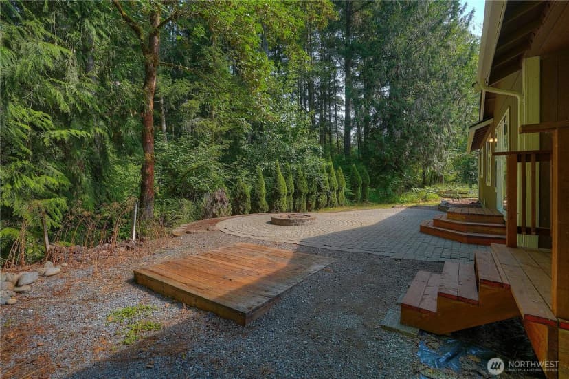 Property photo for 33110 27th Avenue E, Roy photo 28