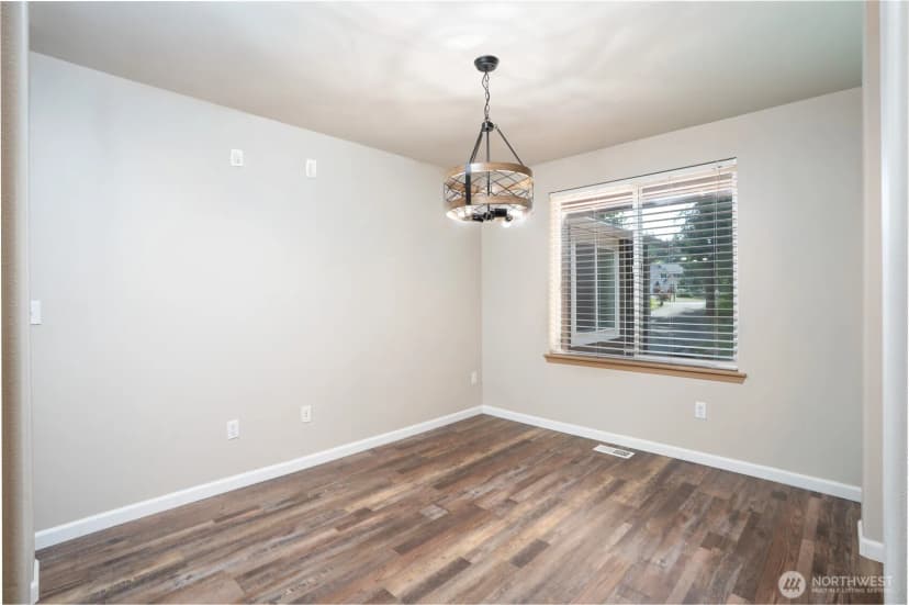 Property photo for 33110 27th Avenue E, Roy photo 25