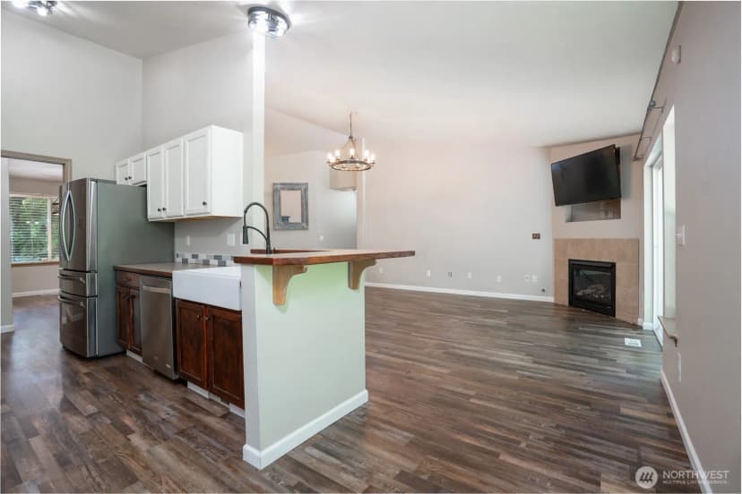 Property photo for 33110 27th Avenue E, Roy photo 9