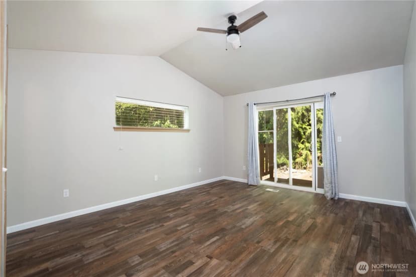 Property photo for 33110 27th Avenue E, Roy photo 15