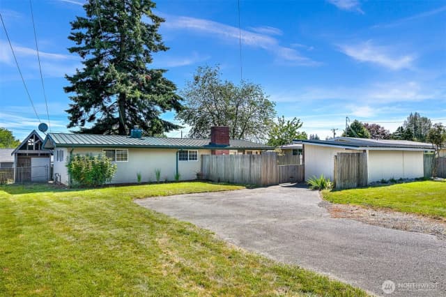 Property photo for 2267 Hawthorne Street, Ferndale
