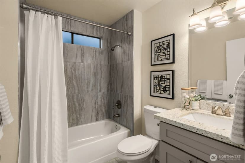 Property photo for 17021 76th Avenue W, Edmonds photo 26