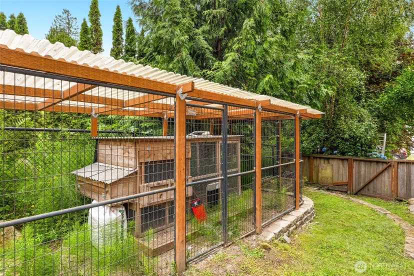 Property photo for 17021 76th Avenue W, Edmonds photo 17