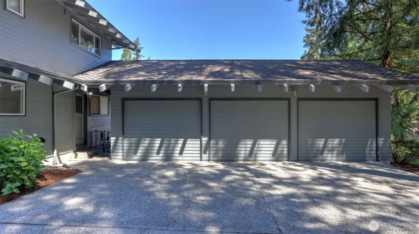 Property photo for 2311 185th Place Ne, Redmond photo 23