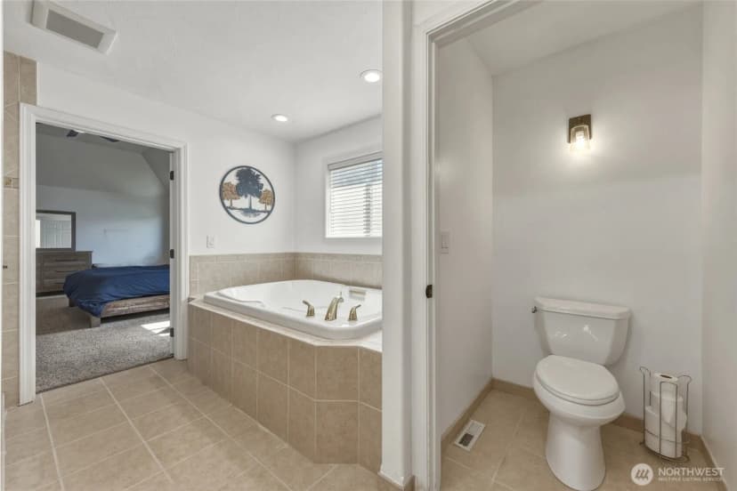 Property photo for 956 Se Garrison Drive, College Place photo 15
